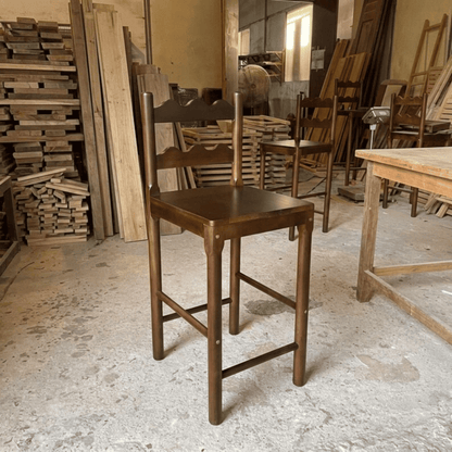 Tarang bar stools made from oak wood: Rustic brown color