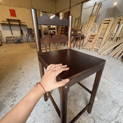 Tarang bar stools made from oak wood: Rustic brown color